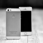 Apple выпустит новое программное обновление для iPhone 12 во Франции