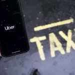 Uber предстанет перед судом в Париже по обвинению в недобросовестной конкуренции